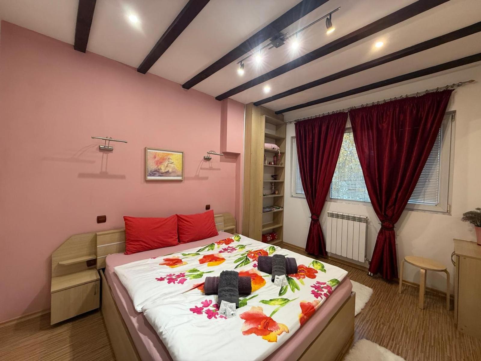 The Maisonette In Sofia's Heart Апартаменти